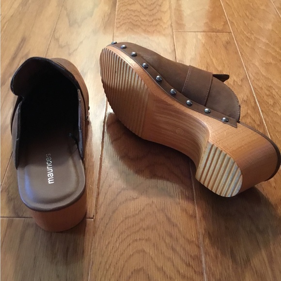 Maurices Cognac studded clog shoes - Picture 3 of 5